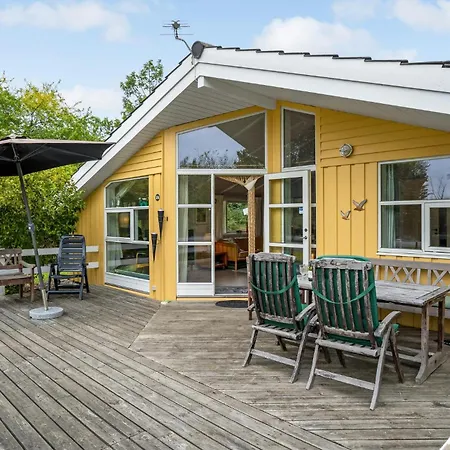Semesterbostad Holiday home Karens Mindevej *